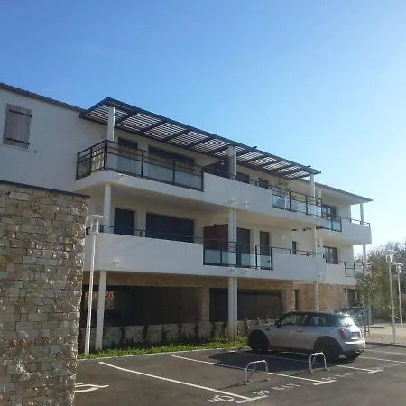 T2 Cabine Climatise Avec Terrasse - 6 Couchages - Parking Prive - Grau-du-roi - Fr-1-250-198 Appartement Le Grau-du-Roi
