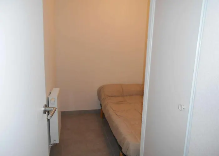 Apartamento T2 Climatise Avec Terrasse - 6 Couchages - Parking Prive - Grau-du-roi - Fr-1-250-198 *